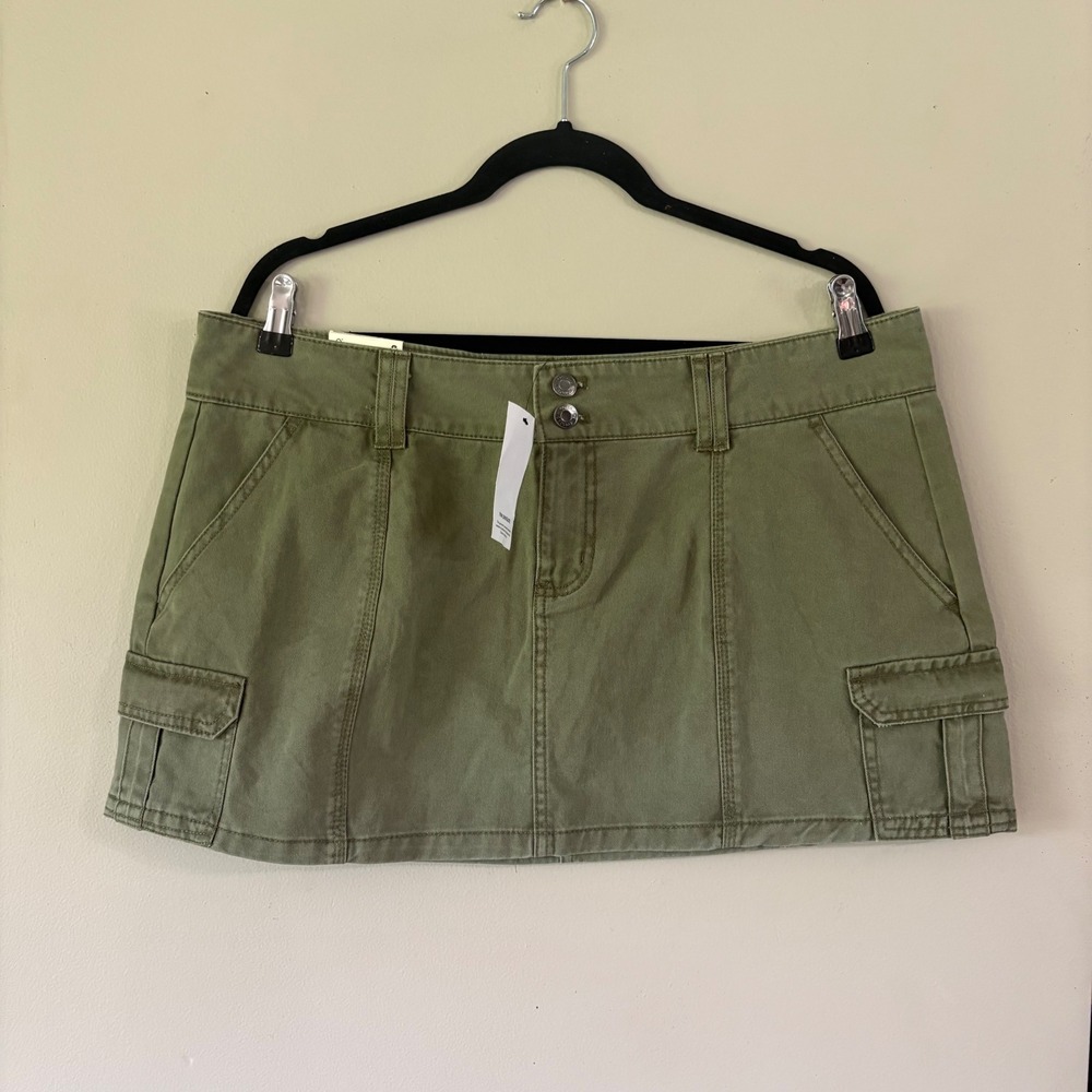 Cotton On Benny Cargo Skirt Olive Green Utility Mini Skirt Size 12 US NWT